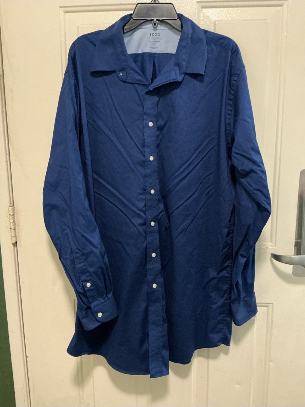 Izod Men's Solid Navy Button-Up Dress Shirt